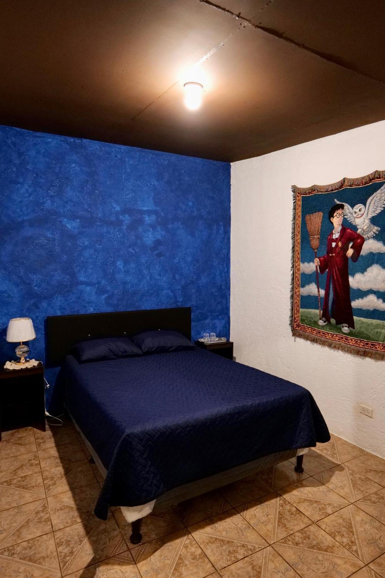 Wonderland Hostel Antigua Eksteriør billede